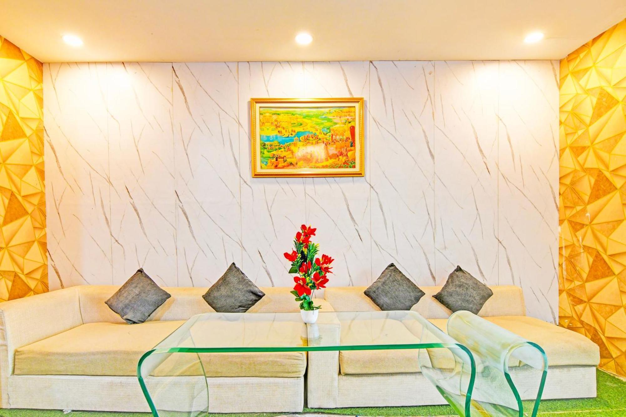 Super Hotel O Ruby Near Acropolis Mall コルカタ エクステリア 写真